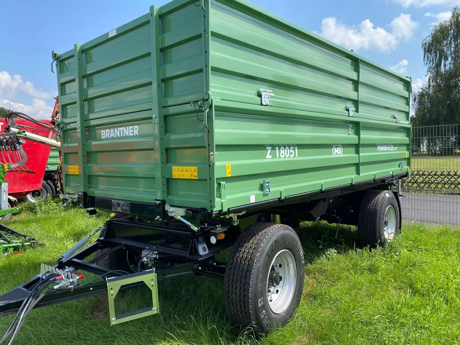 E-FARM: BRANTNER z 18051 aktion power flex + - Wywrotka - id 5LLCI1G - Rok produkcji: 2024 - Niemcy