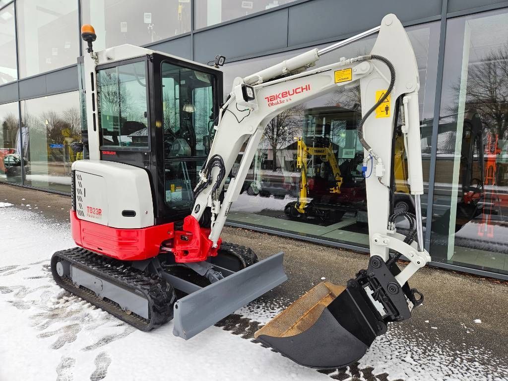 Takeuchi tb 23 r Mini-pelle 22 083 €