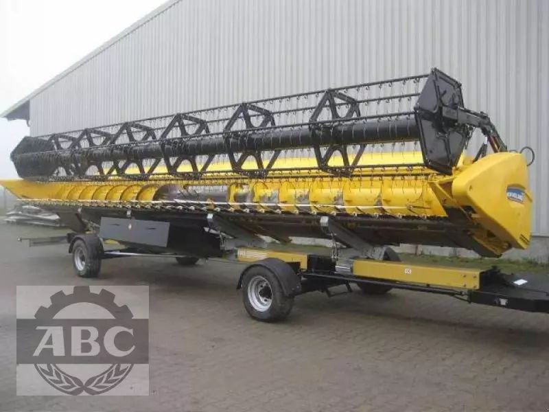 E-FARM: New Holland schneidwerk varifeed - Erntevorsatz - id BLHQDHC - 25.000 € - Baujahr: 2012 - Deutschland