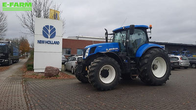 E-FARM: New Holland T7.220 - Tractor - id CKKQIKD - 71.849 EUR - Anul: 2015 - Citeste ore: 5.800,Muterea motorului: 205,Germania