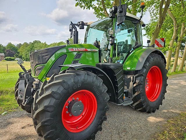E-FARM: Fendt 720 Vario - Trattore - id JWSWMTM - 189.000 € - Anno di costruzione: 2025 - Ore: 9,Paesi Bassi