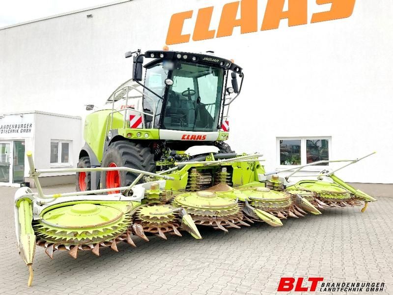E-FARM: Claas Jaguar 950 - Cosechadora de forraje autopropulsada - id L6SARFY - 290.000 € - Año: 2018 - Horas: 2100,Potencia del motor: 585,Alemania