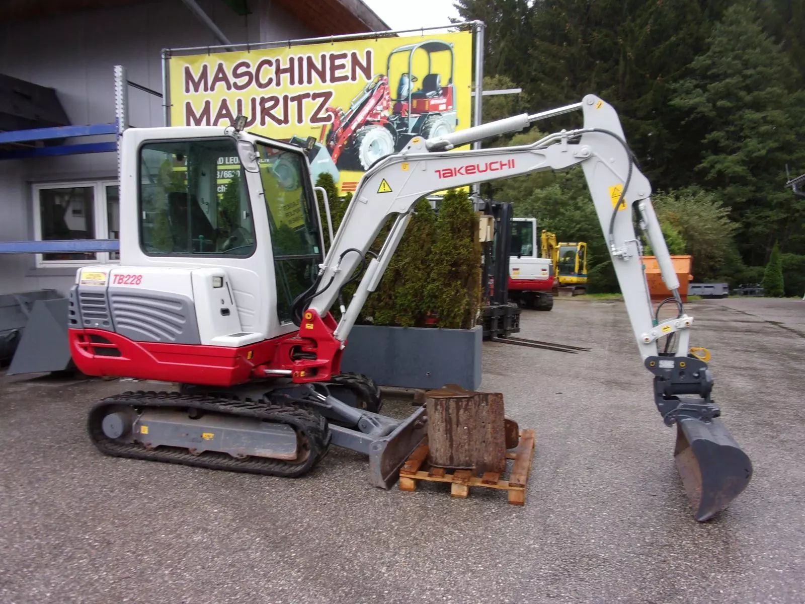 Takeuchi tb 228 powertilt Mini-pelle 32 000 €