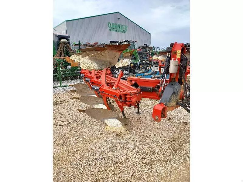 E-FARM: GREGOIRE BESSON gregoire besson - Pflug - id DDGKQVJ - 20.000 € - Baujahr: 2018 - Frankreich