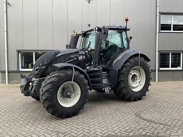 Valtra T 234 Tractor €95,000