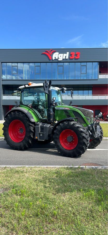 E-FARM: Fendt 514 Vario - Tractor - id YWWWUSX - €110,000 - Year of construction: 2021 - Engine hours: 1,025,Engine power (HP): 150,France