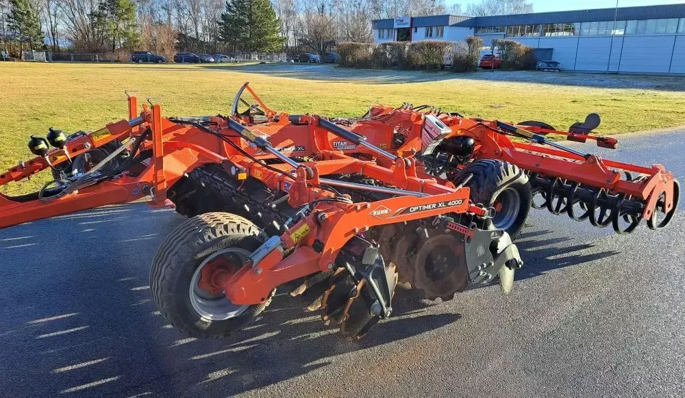 E-FARM: Kuhn optimer xl 400 - Tárcsák - id 4LGXGGP - 39 000 EUR - Gyártási év: 2024 - Németország