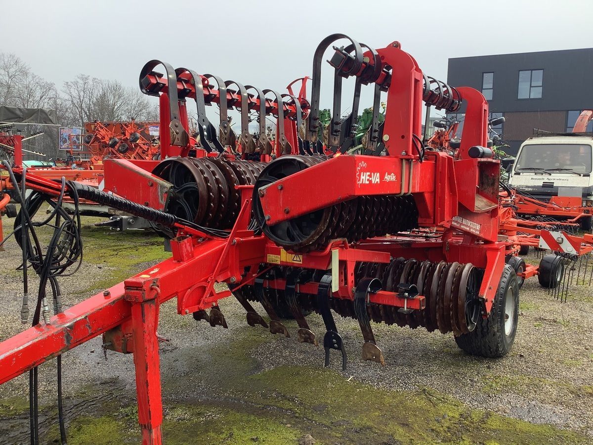 HE-VA tip roller 6.30 spring board Prasy i wały 11 000 €