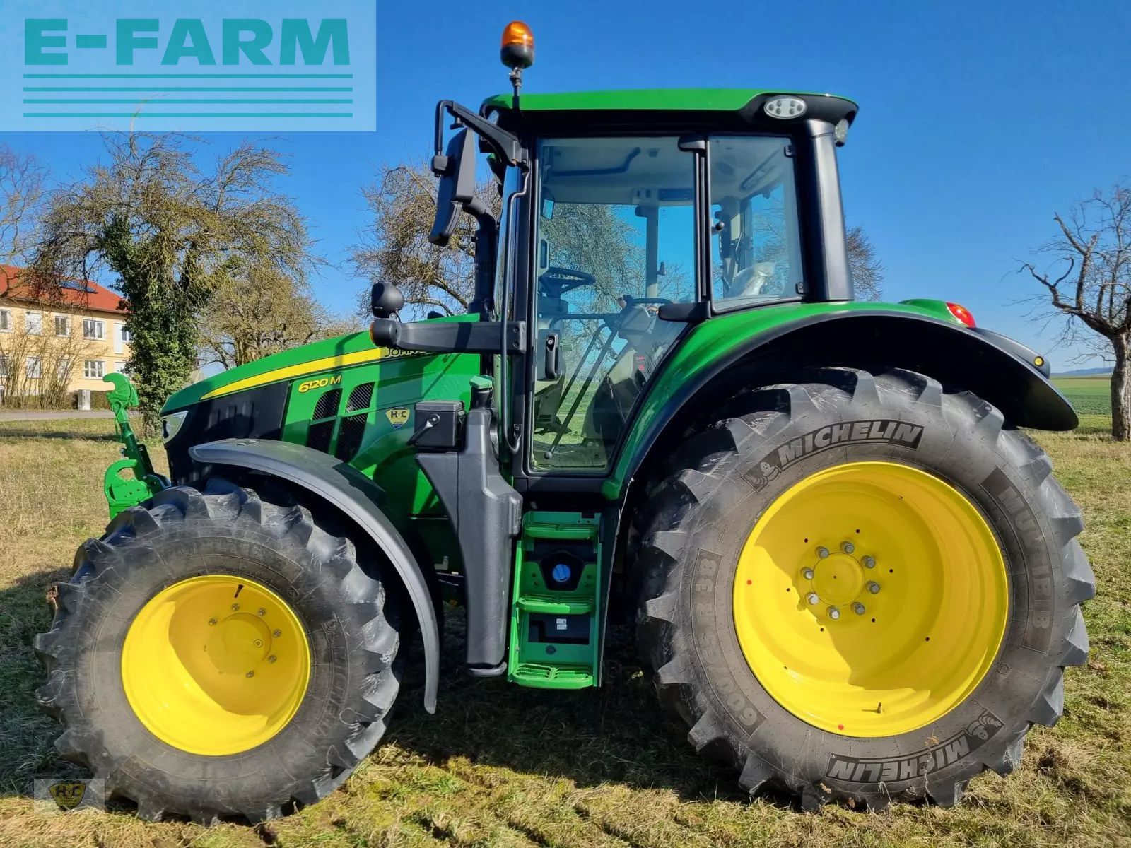 John Deere 6120 M Трактор 104 200 €