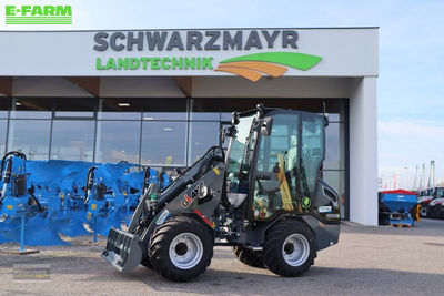 E-FARM: Giant g2200 e kabine schwarz - Tele wheel loader - id G9EEE3B - €51,583 - Year of construction: 2022 - Engine hours: 100,Engine power (HP): 10,Austria