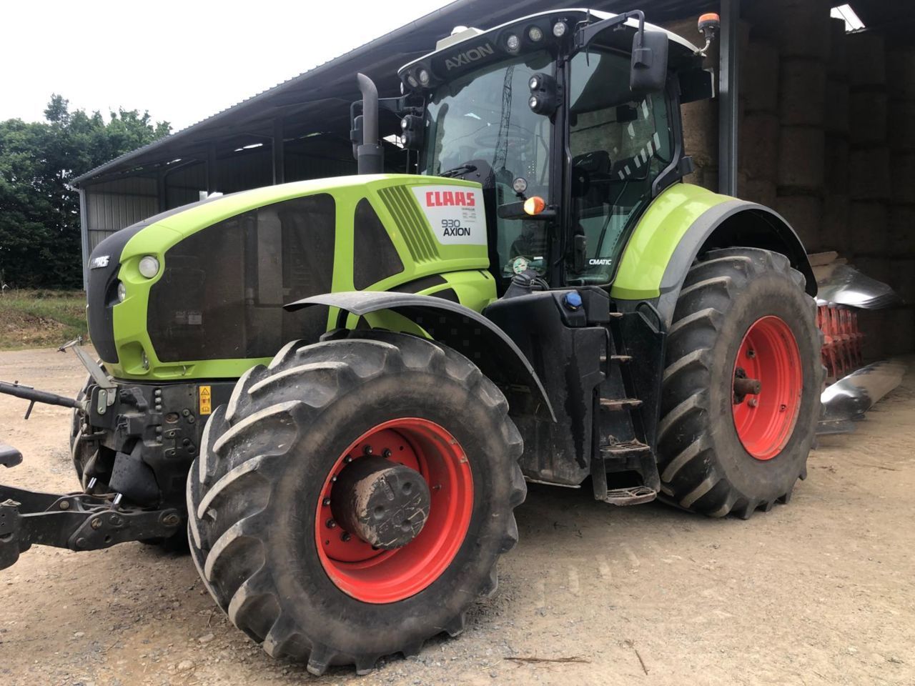 E-FARM: Claas Axion 930 - Traktor - id YYQZGWT - 113.500 € - Baujahr: 2014 - Abgelesene Motorstunden: 2.100,Motorleistung (PS): 345,Frankreich