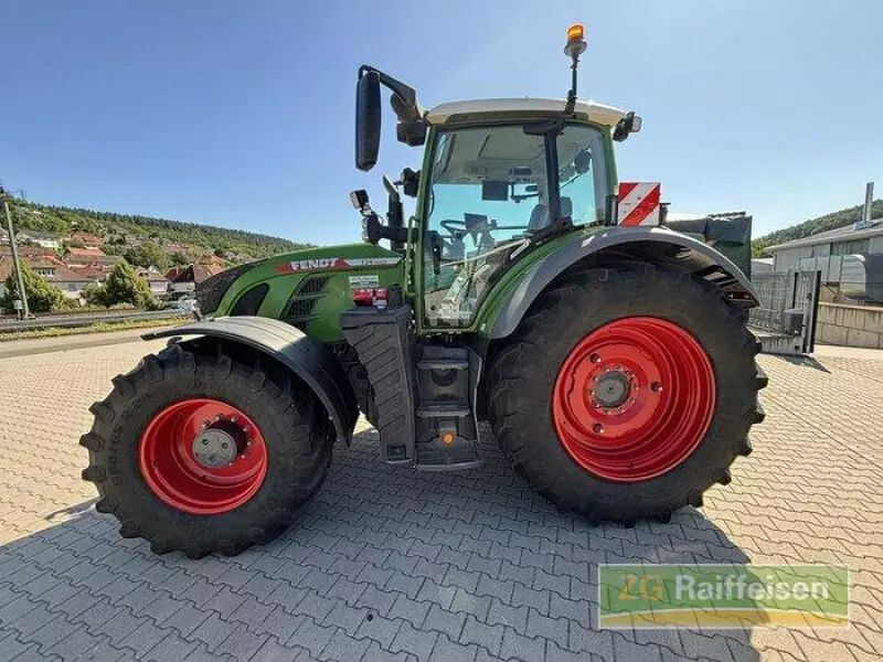 E-FARM: Fendt 724 Vario - Traktor - id CNBDIXH - Baujahr: 2022 - Abgelesene Motorstunden: 2.750,Motorleistung (PS): 241,Deutschland