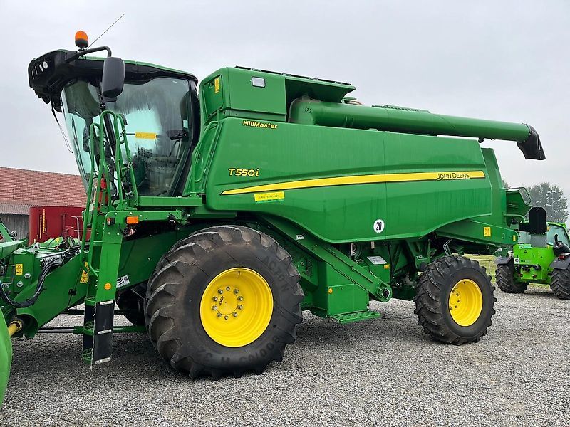 E-FARM: John Deere T550 - Mähdrescher - id VWGBVJD - 185.000 € - Baujahr: 2019 - Abgelesene Motorstunden: 1.035,Motorleistung (PS): 305,Deutschland