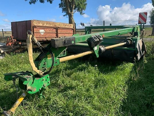 E-FARM: John Deere 1365 - Faucheuse - id PKCWLSA - 11 000 € - Année: 2019 - France