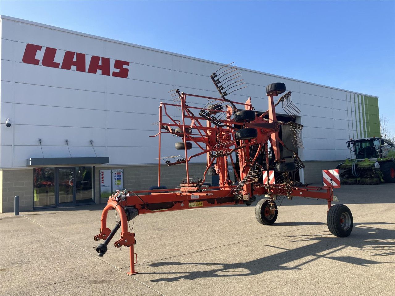 E-FARM: Kuhn GA 7501 - Tedder - id CFEAH6Q - 6916 € - Año: 2011 - Reino Unido