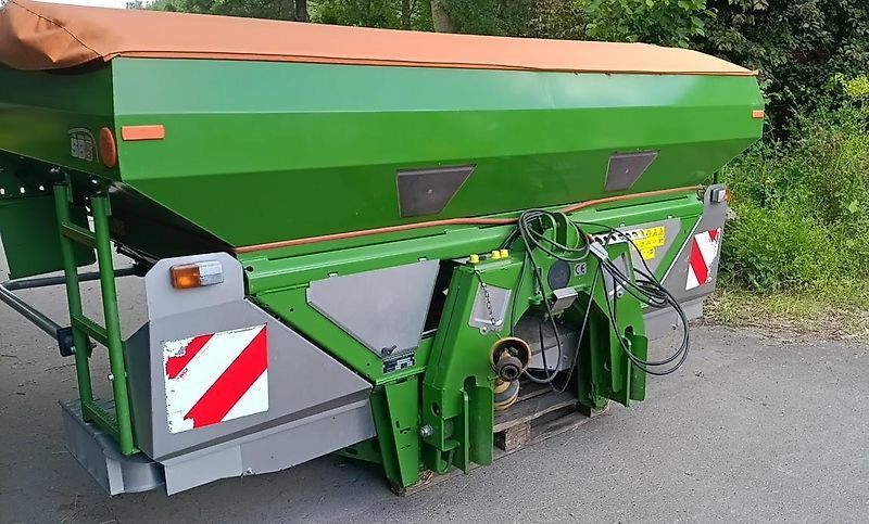 Amazone zam ultra 3000 wiegestreuer Epandeur d'engrais 5 900 €