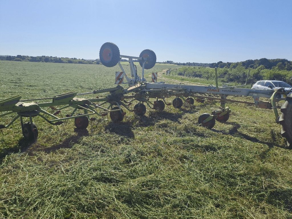E-FARM: Claas Volto 1320 T - Tedder - id NUPNSCR - €8,000 - Year of construction: 2013 - France