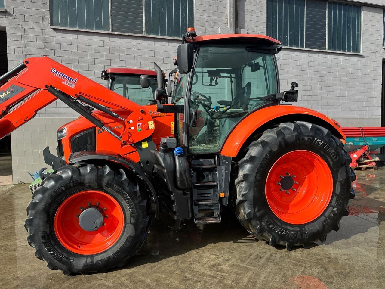 E-FARM: Kubota M7173 - Tractor - id FHM9KAH - Año: 2022 - Horas: 3800,Potencia del motor: 170,Italia