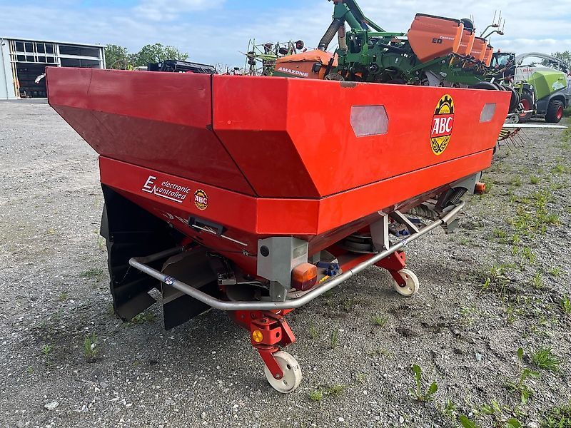 Rauch axis 20.1 w, 2.100 liter, düngerstreuer Fertiliser spreader €5,462