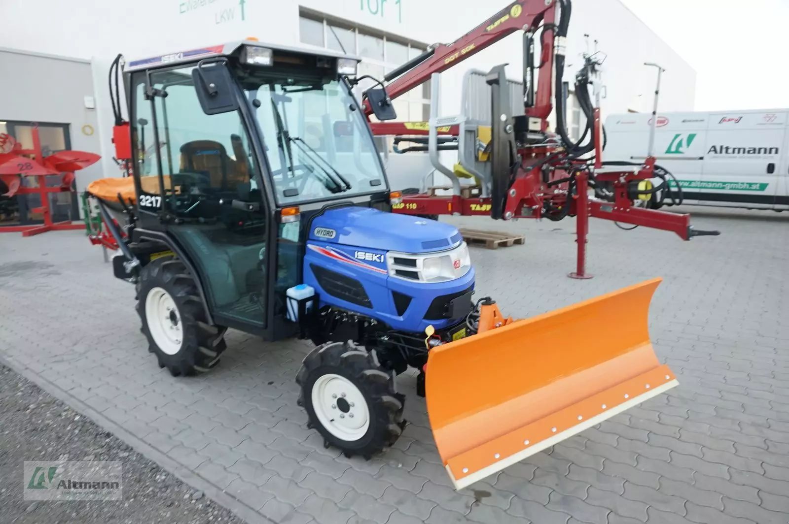 E-FARM: Iseki tm3217 ahl k - Kommunaltechnik - id 8GNMXGS - Baujahr: 2024 - Österreich