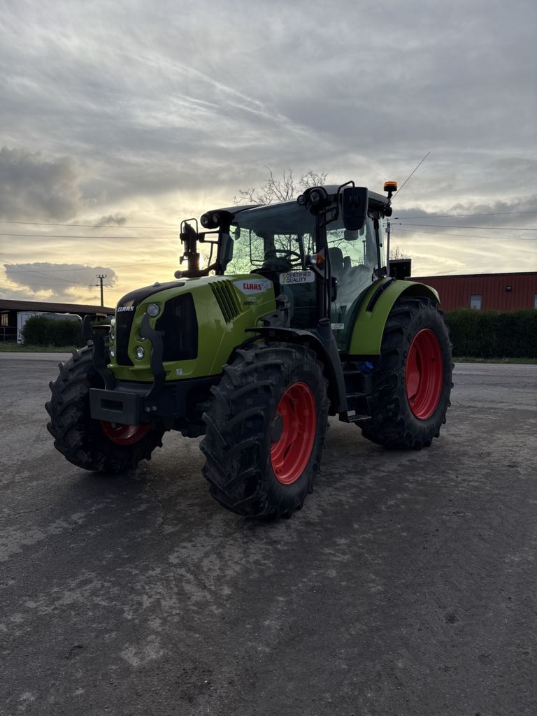 Claas Arion 450 Tractor 84.500 EUR