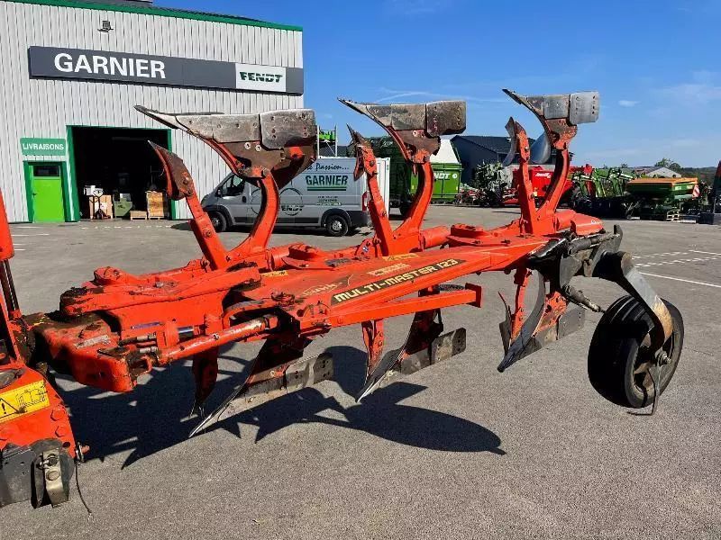 Kuhn charrue Plough €9,000