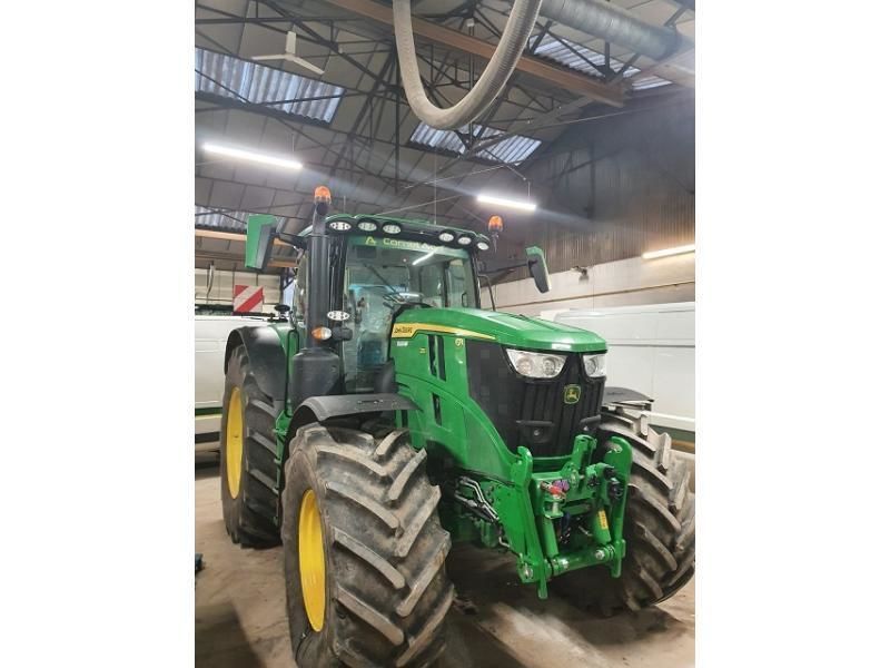 E-FARM: John Deere 6R 215 - Tractor - id UHRLGFY - €155,000 - Year of construction: 2023 - Engine hours: 1,200,Engine power (HP): 215,France