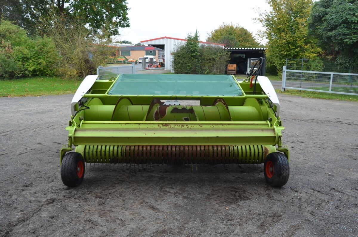 E-FARM: Claas Pick Up 300 - Feldhäcksler (selbstfahrend) - id 686DILA - 16.600 € - Baujahr: 2012 - Deutschland