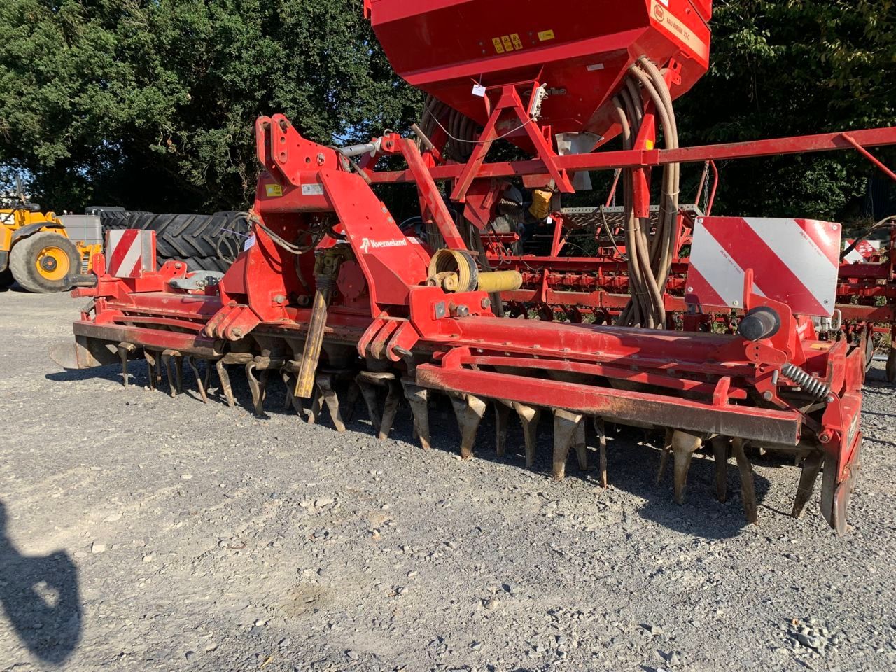 E-FARM: Kverneland ng-s 101 - Erpice rotante - id XGEI5WU - 16.500 € - Anno di costruzione: 2019 - Francia