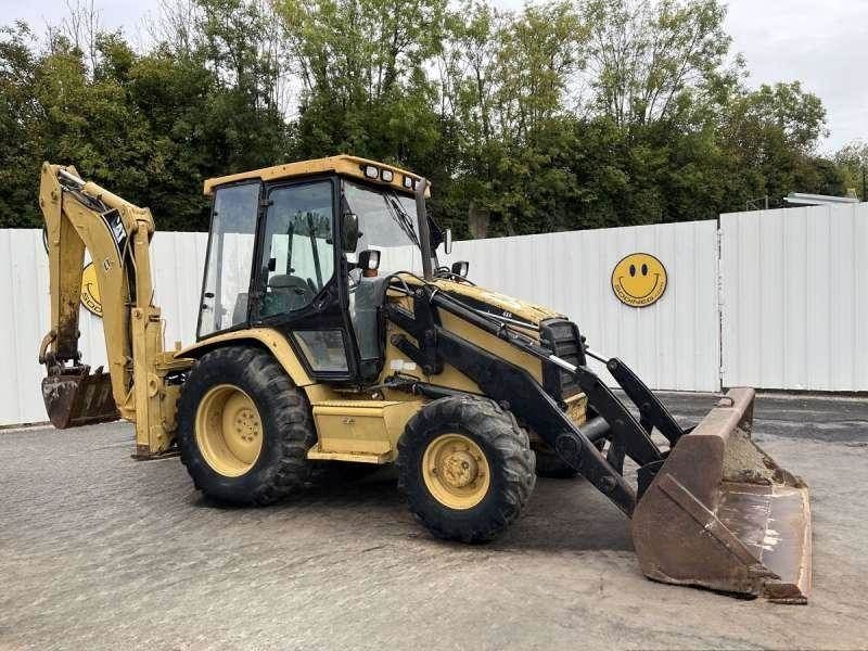 E-FARM: Caterpillar 428c - Kotró-rakodógép - id HJ8AIFX - 20 900 EUR - Gyártási év: 1998 - Franciaország