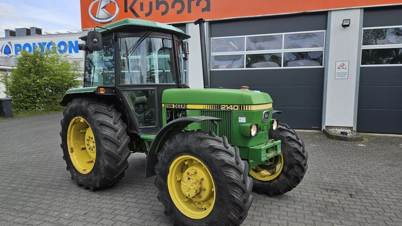 E-FARM: John Deere 2140a - Tractor - id 4MJLIIL - 16.500 € - Año: 1986 - Horas: 10.400,Potencia del motor: 81,Alemania