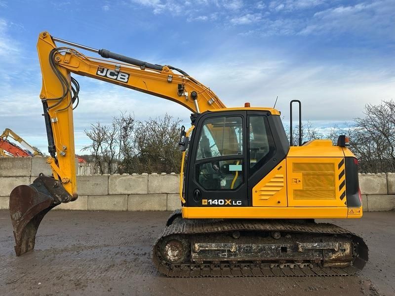 JCB 140x l 4f Excavadora de orugas 45.659 €