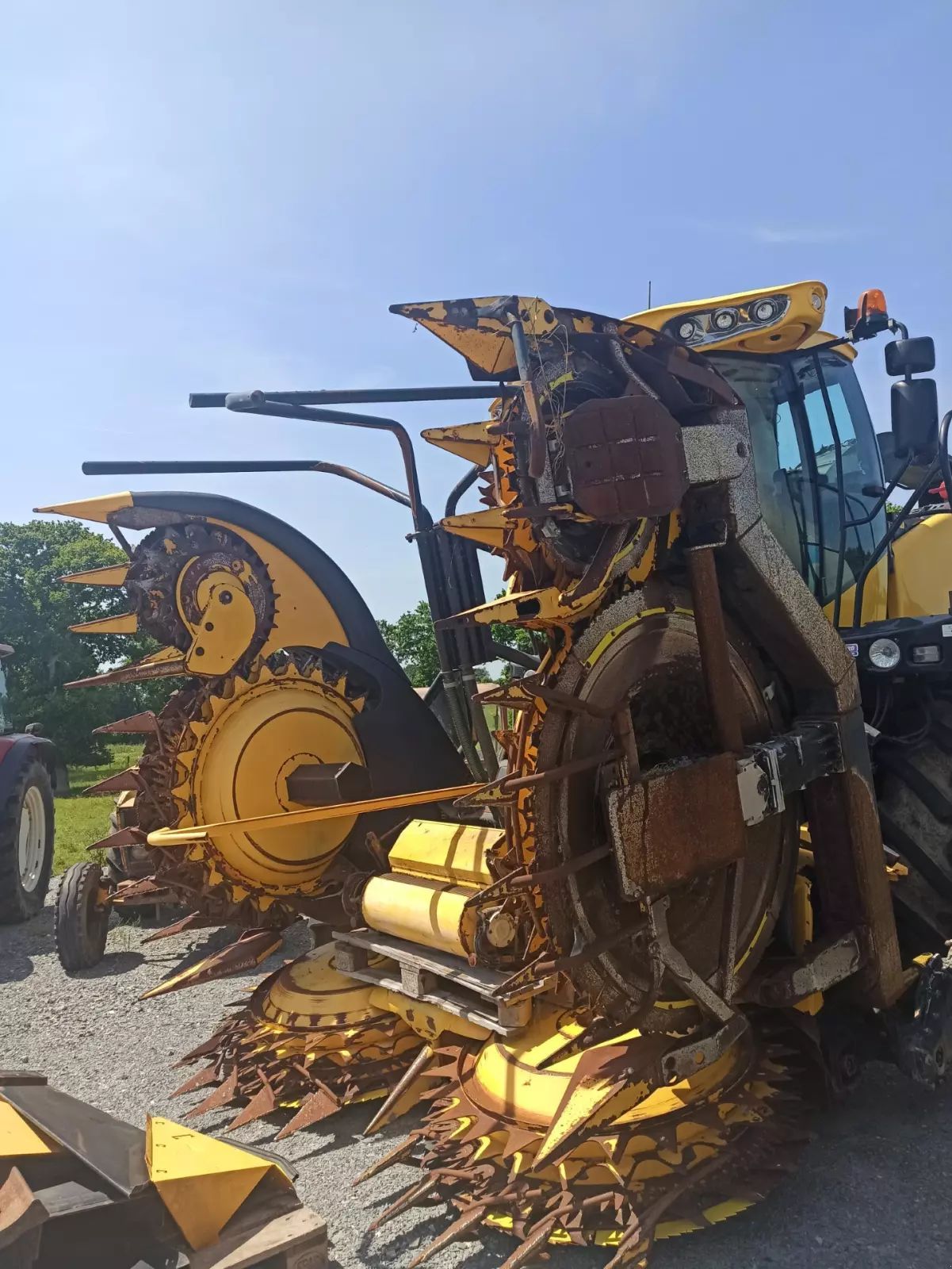 E-FARM: New Holland 10 rangs - Gemüseerntemaschine - id FHGDFQM - 40.000 € - Baujahr: 2014 - Frankreich