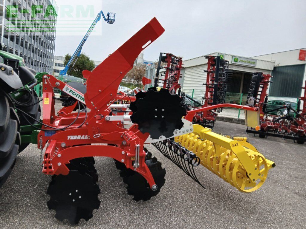 Pöttinger Terradisc 3001 Grapă cu discuri 18.250 EUR