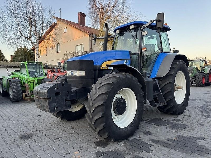 E-FARM: New Holland TM175 - Tractor - id FLPAYVG - 28.055 € - Año: 2005 - Horas: 6600,Potencia del motor: 175,Polonia