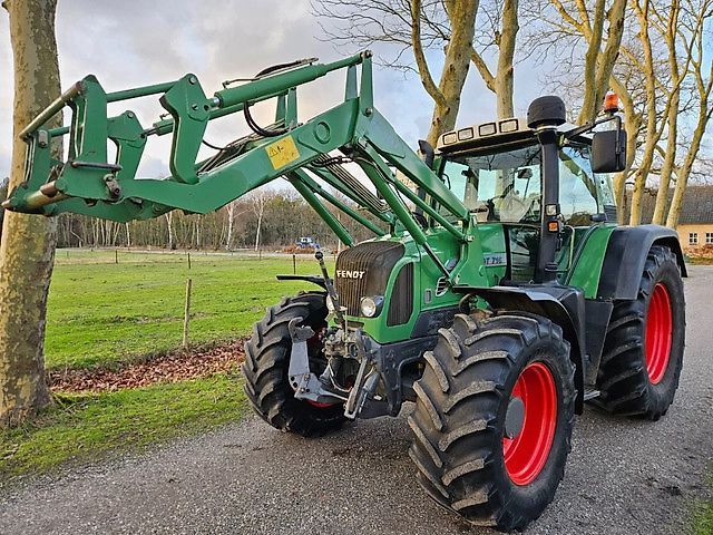 Fendt 711 Vario Tractor €45,500