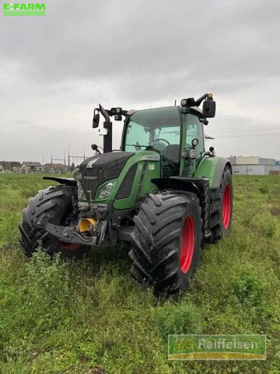 E-FARM: Fendt 724 Vario - Tractor - id UDMG2DR - €73,900 - Year of construction: 2014 - Engine hours: 7,995,Engine power (HP): 241,Germany