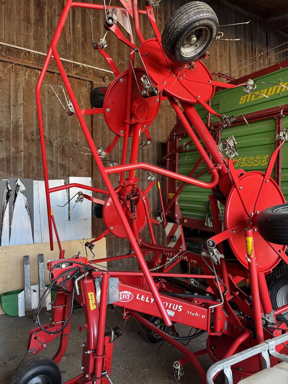 Lely lotus stabilo 770 Karuzelowy przetrząsacz do siana 6018 €