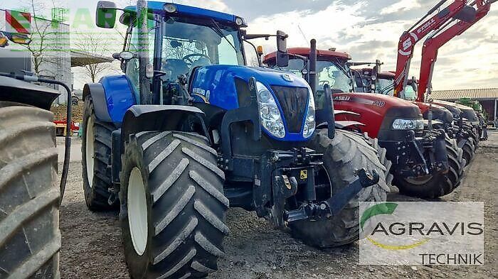 New Holland T7.220 Traktor 45 900 €