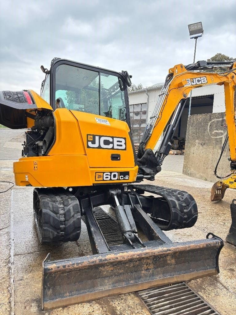 JCB 60c-2 Mini-pelle 51 500 €