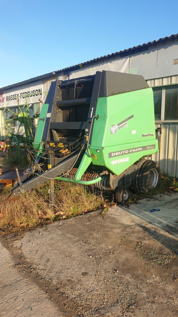 E-FARM: Deutz-Fahr RB 4.60 - Balownica - id 7ZQCJ2W - 8900 € - Rok produkcji: 2007 - Wyprodukowane bele: 15 000,Francja