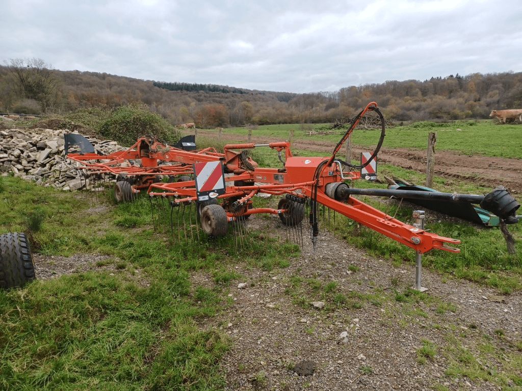 Kuhn GA 6002 Karuzelowy przetrząsacz do siana 9800 €