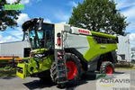 Claas Lexion 6700 combine €295,000