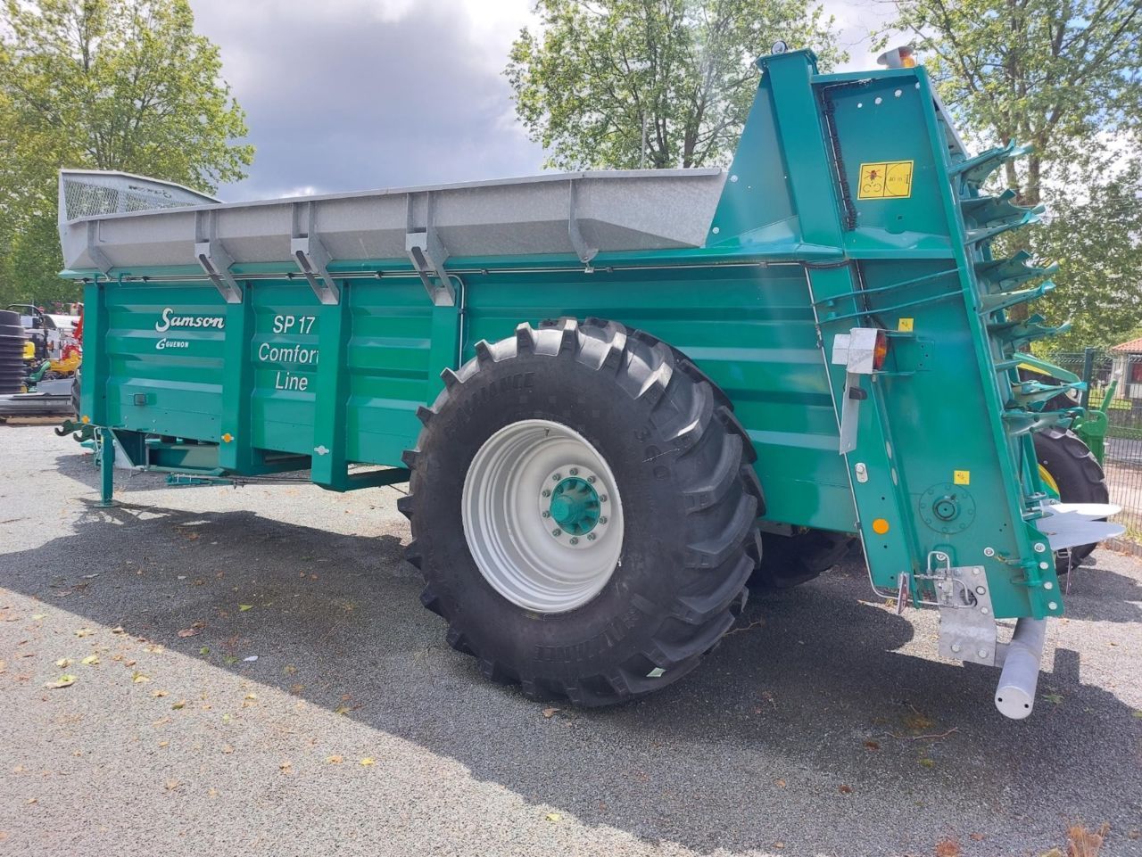 E-FARM: Samson sp17 - Épandeur de fumier et de compost - id SMBMGK8 - Année: 2022 - France