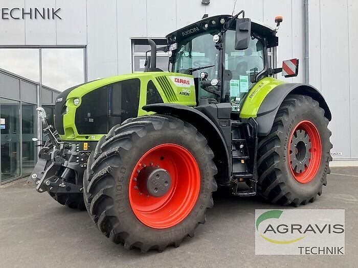 Claas Axion 960 CMATIC Tractor €266,500