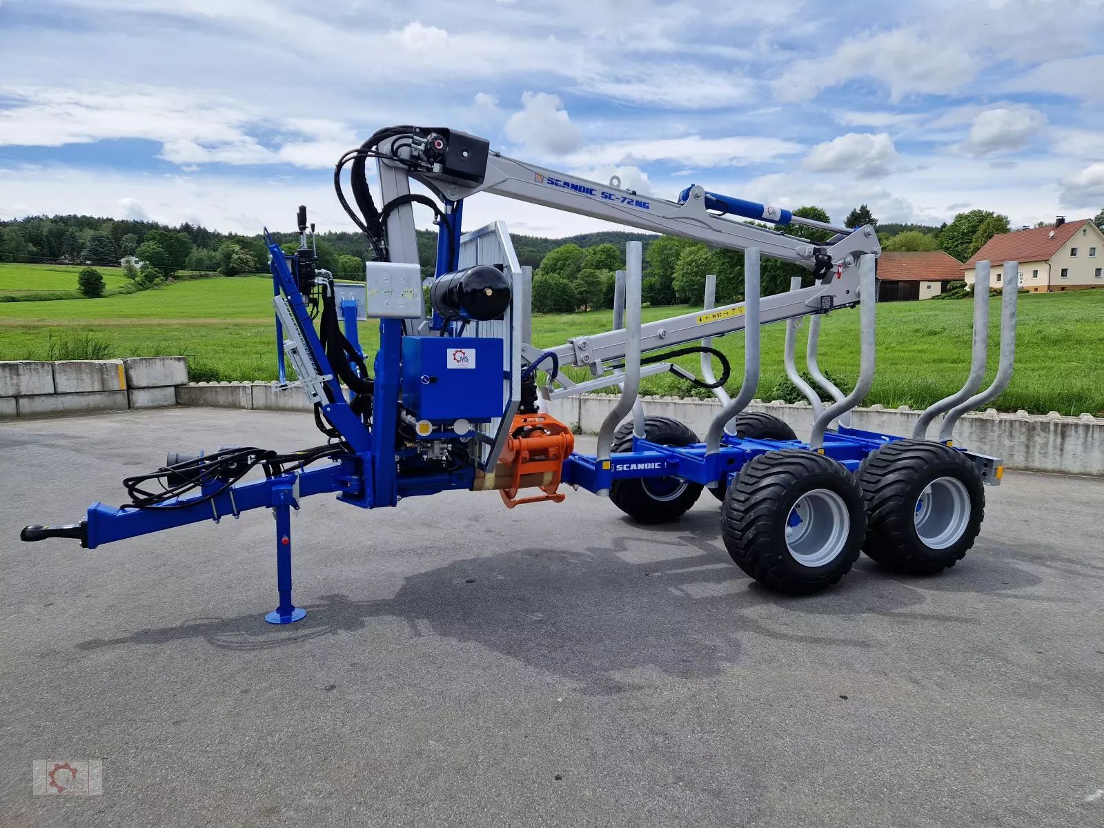 E-FARM: Scandic st-8 10,5t 7,9m kran 550kg hubkraft druckluft untenanhängung - Forstanhänger - id PBBJXEY - Baujahr: 2025 - Deutschland