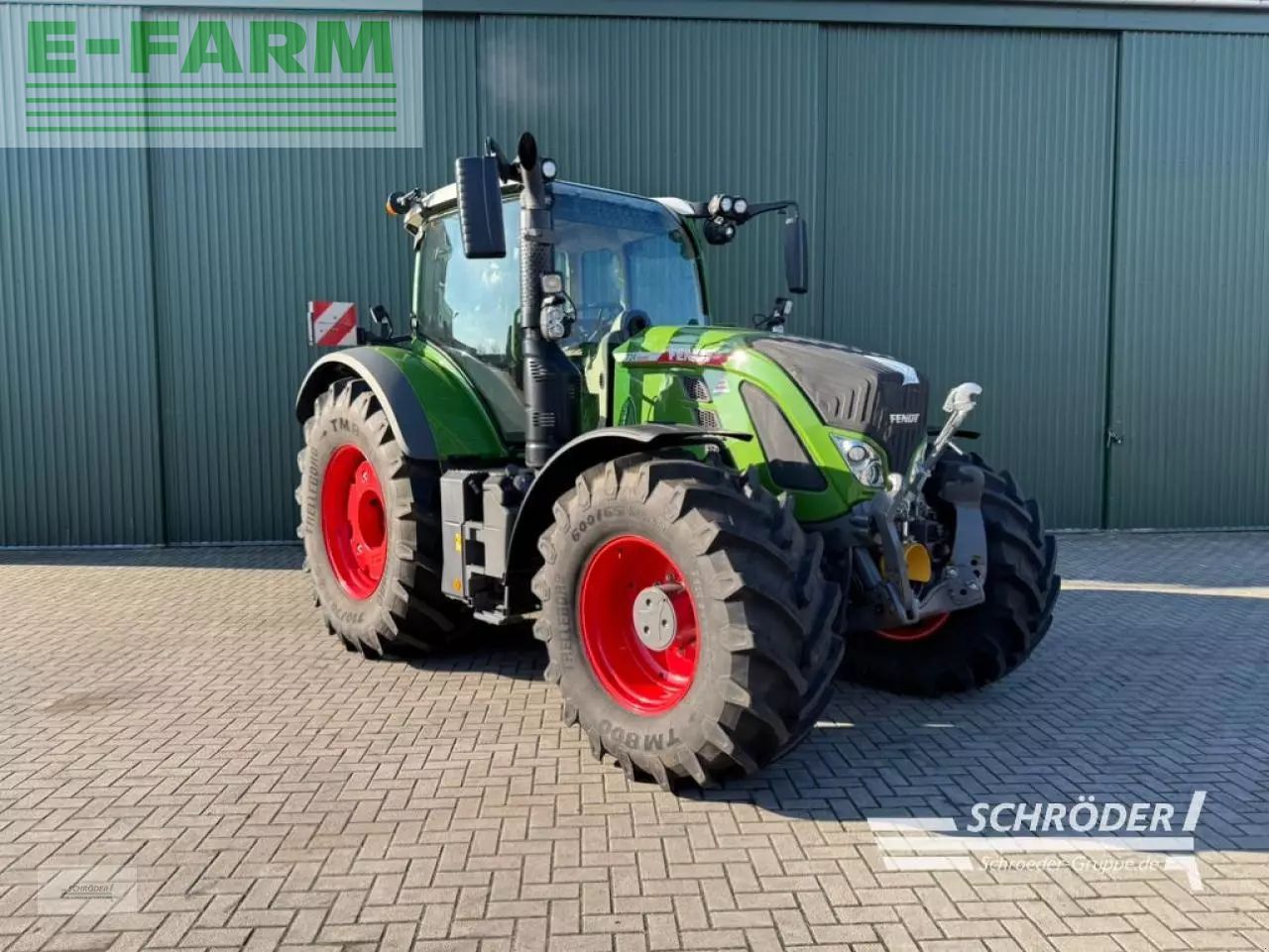 Fendt 724 Vario Profi Plus Tractor €214,500