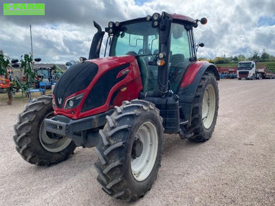 E-FARM: Valtra N104 - Tractor - id WQN9MXY - €54,900 - Year of construction: 2017 - Engine hours: 5,895,Engine power (HP): 115,France