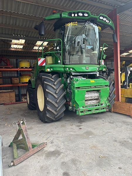 E-FARM: John Deere 8600 - Ensileuse automotrice - id 1VVQHDZ - 200 000 € - Année: 2021 - Lecture du nombre d'heure: 1 545,Puissance du moteur (chevaux): 625,Allemagne