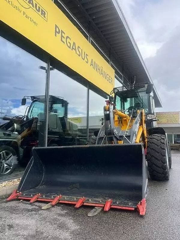 E-FARM: Hytec radlader zl20 g vorführmaschine bj 2022 - Radlader - id QNBJXFF - 21.848 € - Baujahr: 2022 - Abgelesene Motorstunden: 4,Deutschland